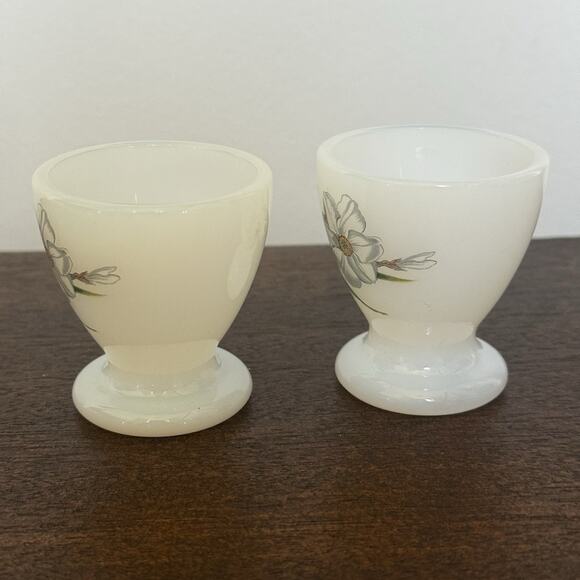 Vintage French Milk Glass Egg Cups Set of 2 White Floral Pattern Narcisse France - Picture 8 of 11
